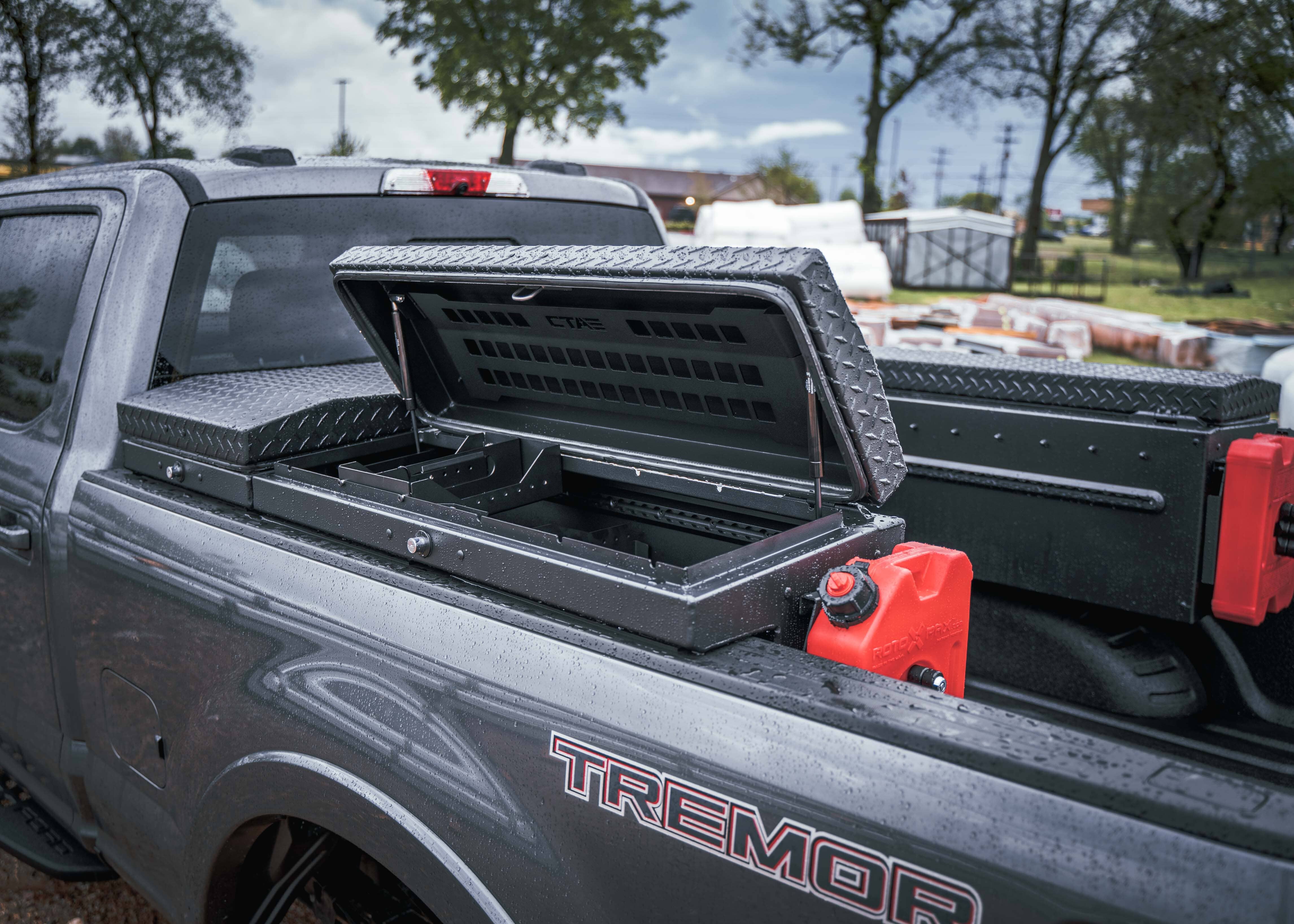 ADAPT Lo-Side Truck Toolbox - Image 9