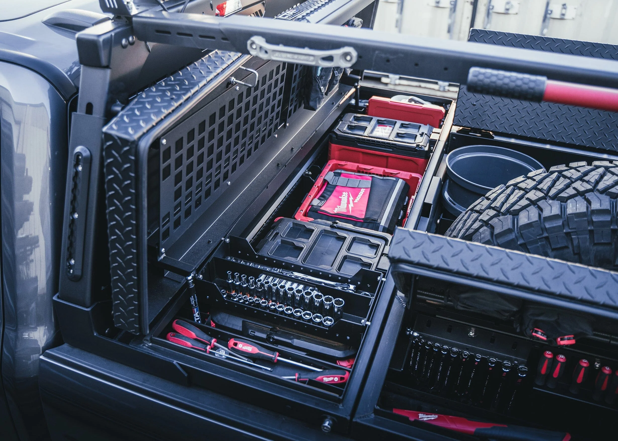 ADAPT Single Lid Truck Toolbox - Image 4
